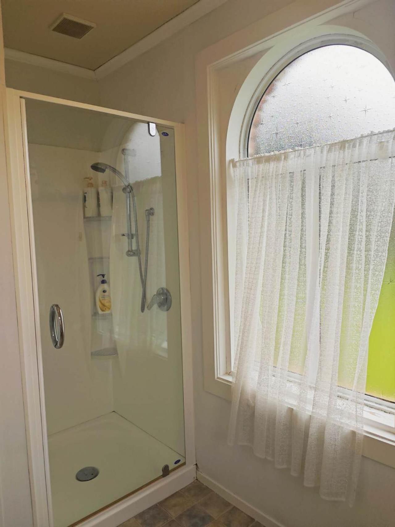 Melinda'S Queens Park Room إنفيركارجِِيل المظهر الخارجي الصورة
